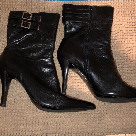 Bandolino Shoes - BANDOLINO boots EUC size 7.5